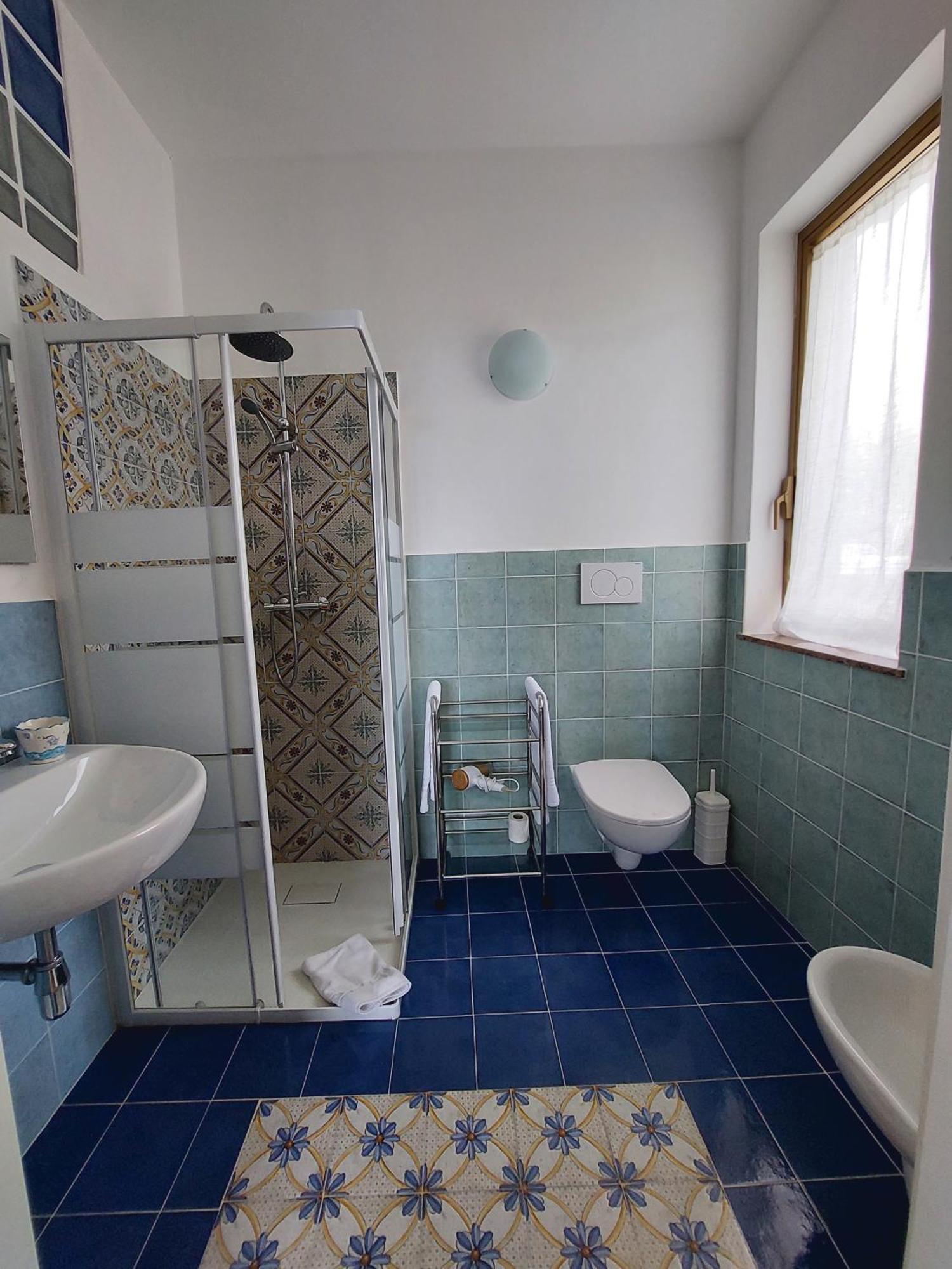 リーパリ Casa Tra Cielo E Mare Bed & Breakfast エクステリア 写真